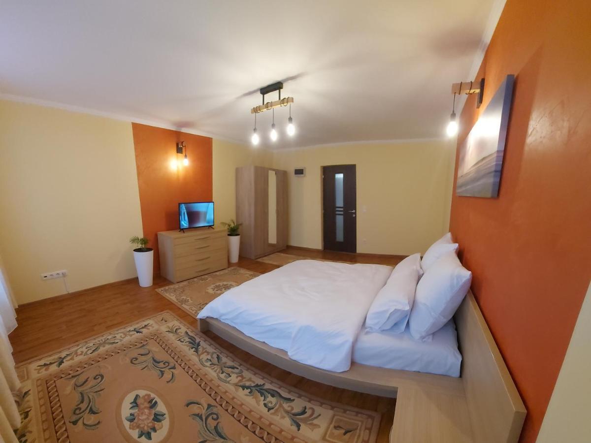 Villa Rhs Host à Bistriţa Extérieur photo